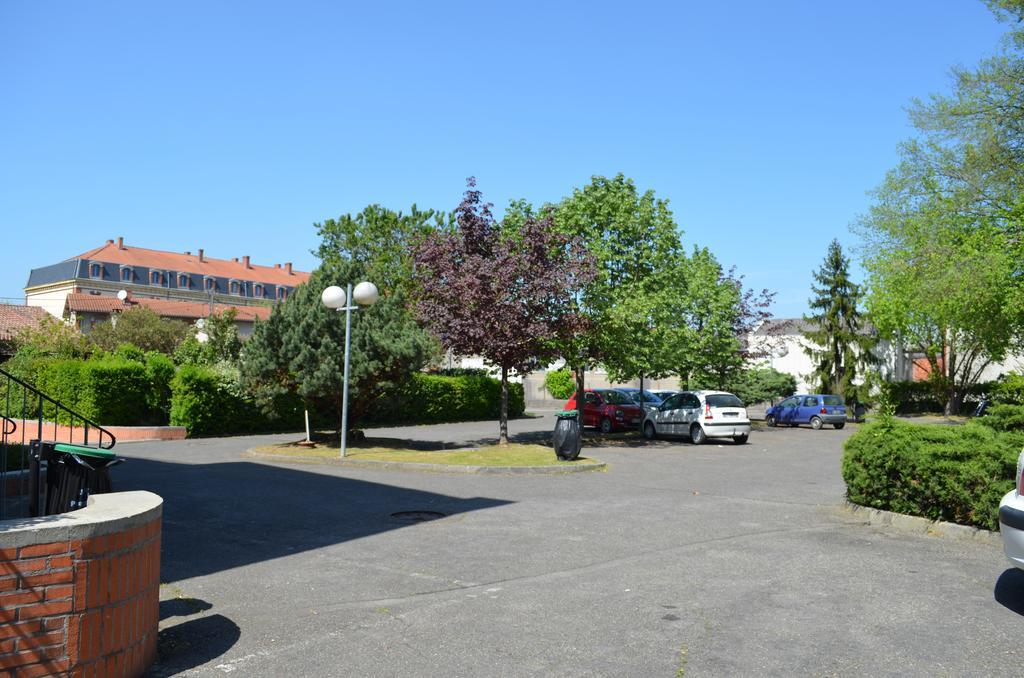Kyriad Direct Montauban Centre Ngoại thất bức ảnh